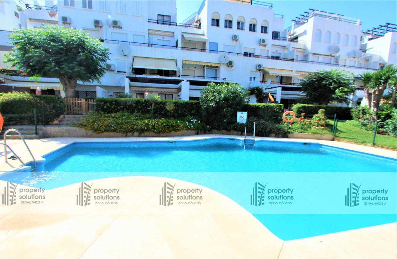 Carihuela Playa - 2ª Linea De Playa - Piscina - Parking Gratis Lejlighed Torremolinos Eksteriør billede