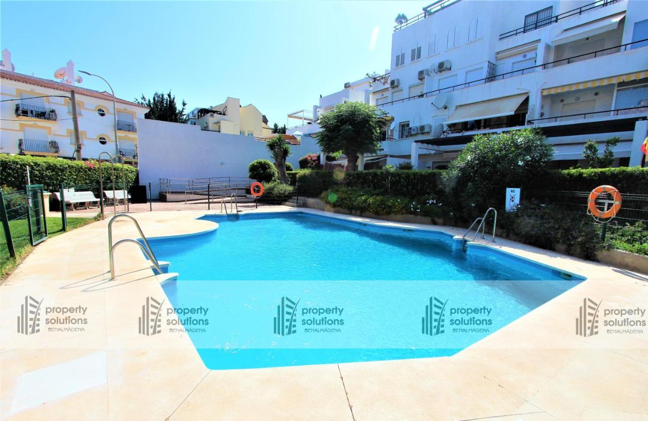 Carihuela Playa - 2ª Linea De Playa - Piscina - Parking Gratis Lejlighed Torremolinos Eksteriør billede