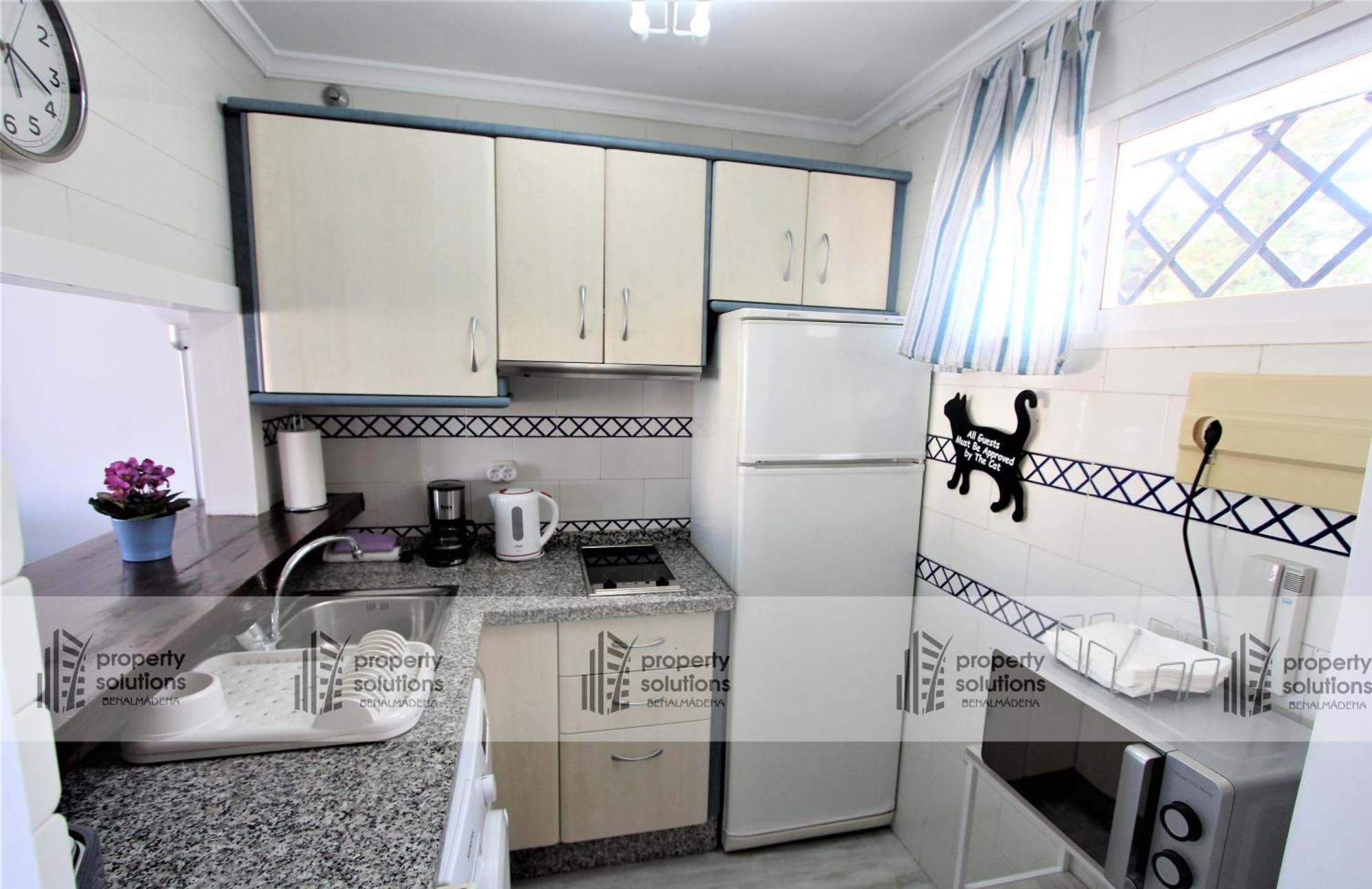 Carihuela Playa - 2ª Linea De Playa - Piscina - Parking Gratis Lejlighed Torremolinos Eksteriør billede