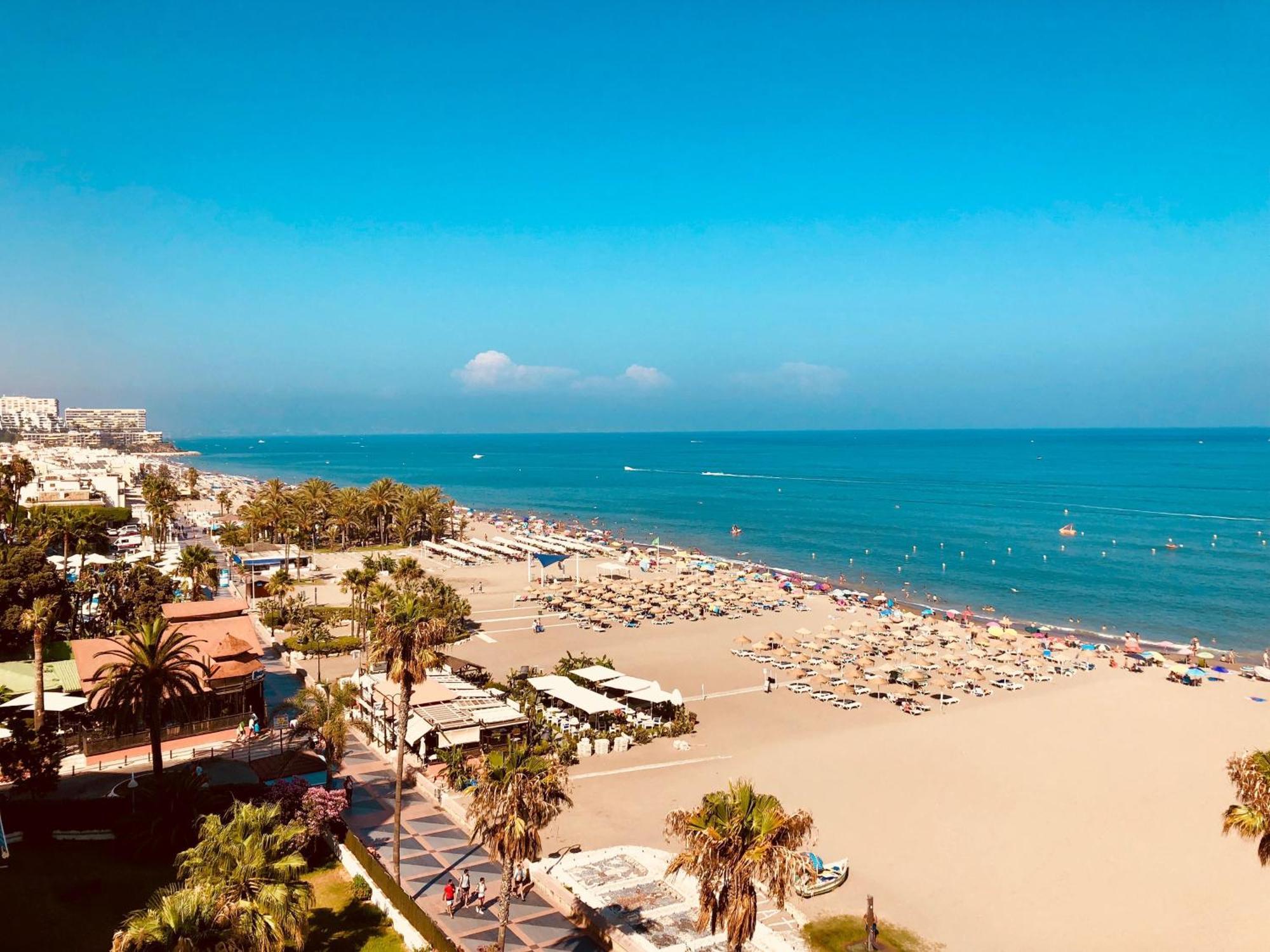 Carihuela Playa - 2ª Linea De Playa - Piscina - Parking Gratis Lejlighed Torremolinos Eksteriør billede